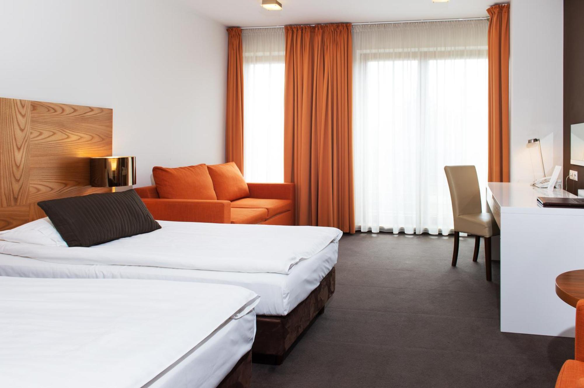 Bazuny Hotel&Spa Koscierzyna Luaran gambar